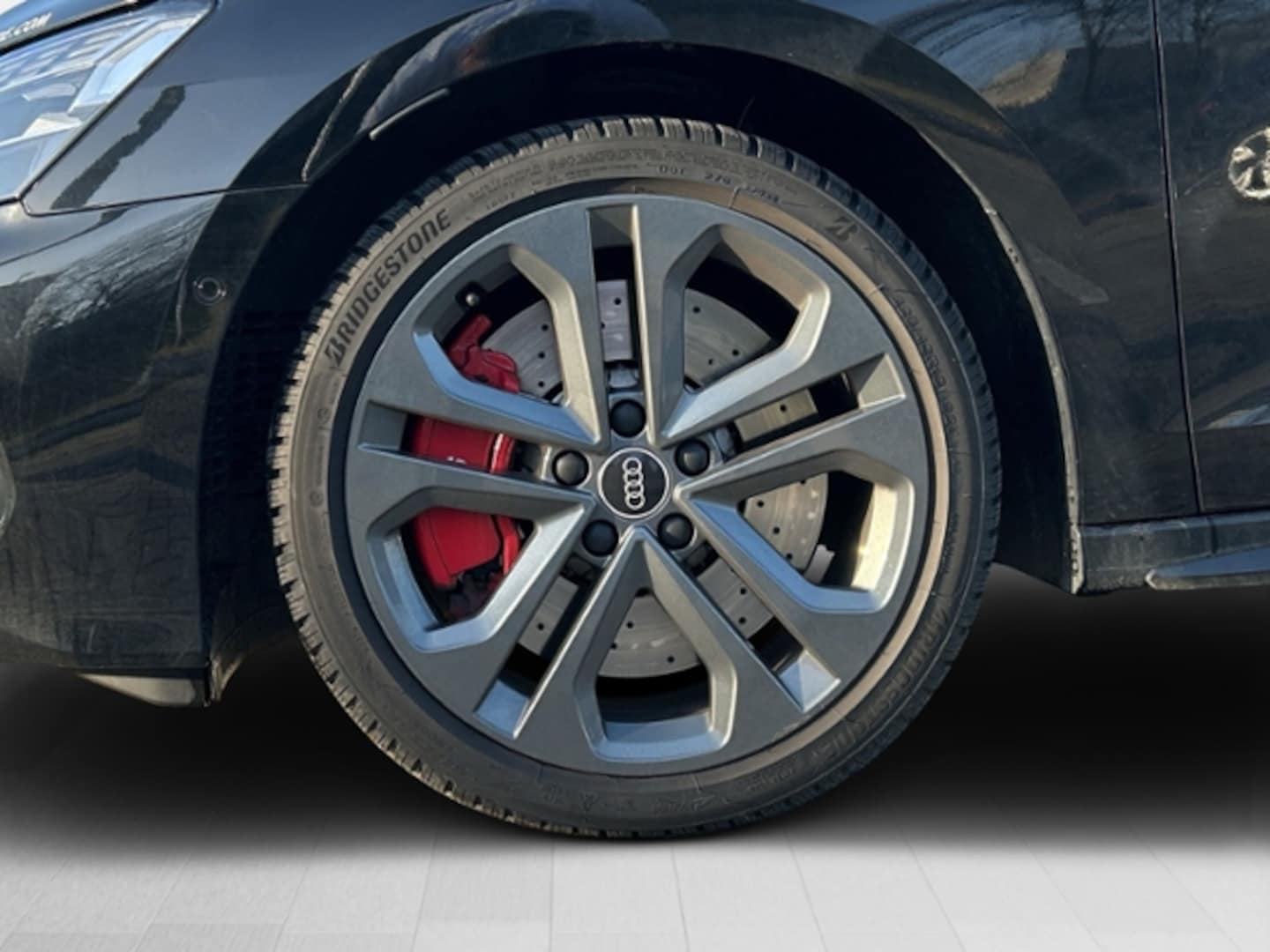Bild über Audi S3 Sportback TFSI quattro S tronic - für weitere Informationen kontaktieren Sie den Audi Partner