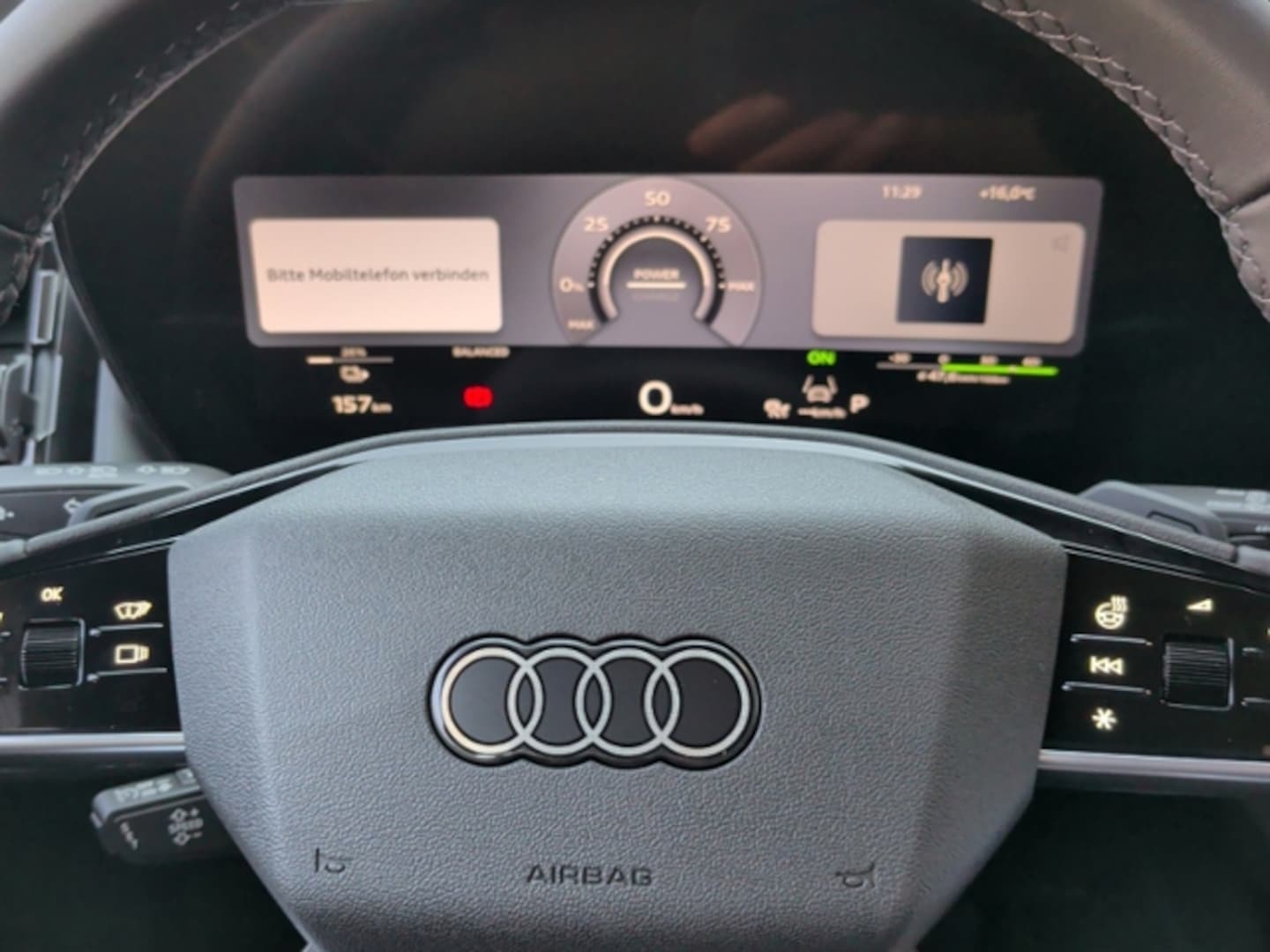 Bild über Audi Q4 SUV e-tron e-tron performance 210 kW - für weitere Informationen kontaktieren Sie den Audi Partner