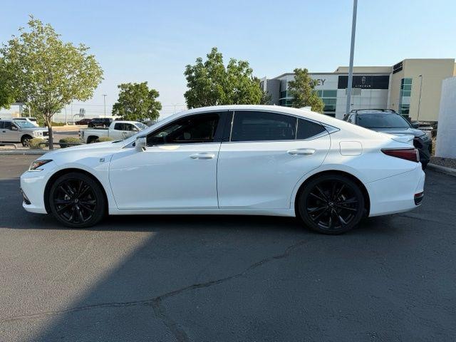 2023 Lexus ES 300h