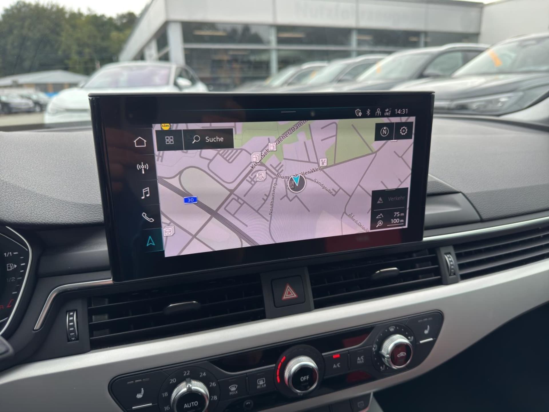 Audi A4 Avant S line