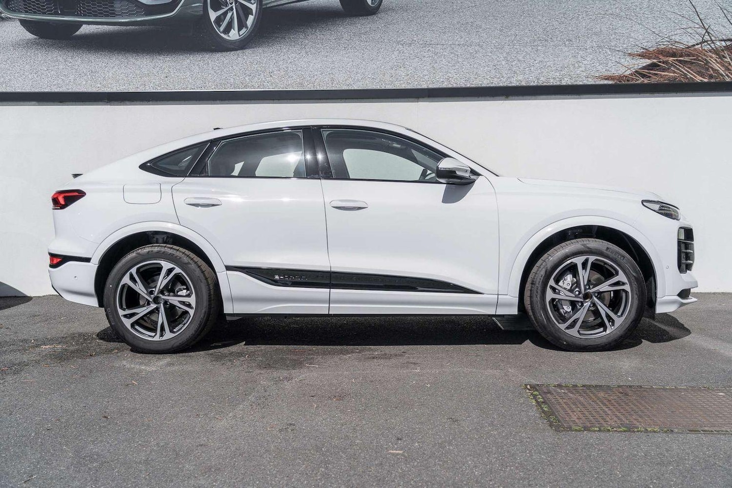 Image about Audi Q6 Sportback e-tron e-tron