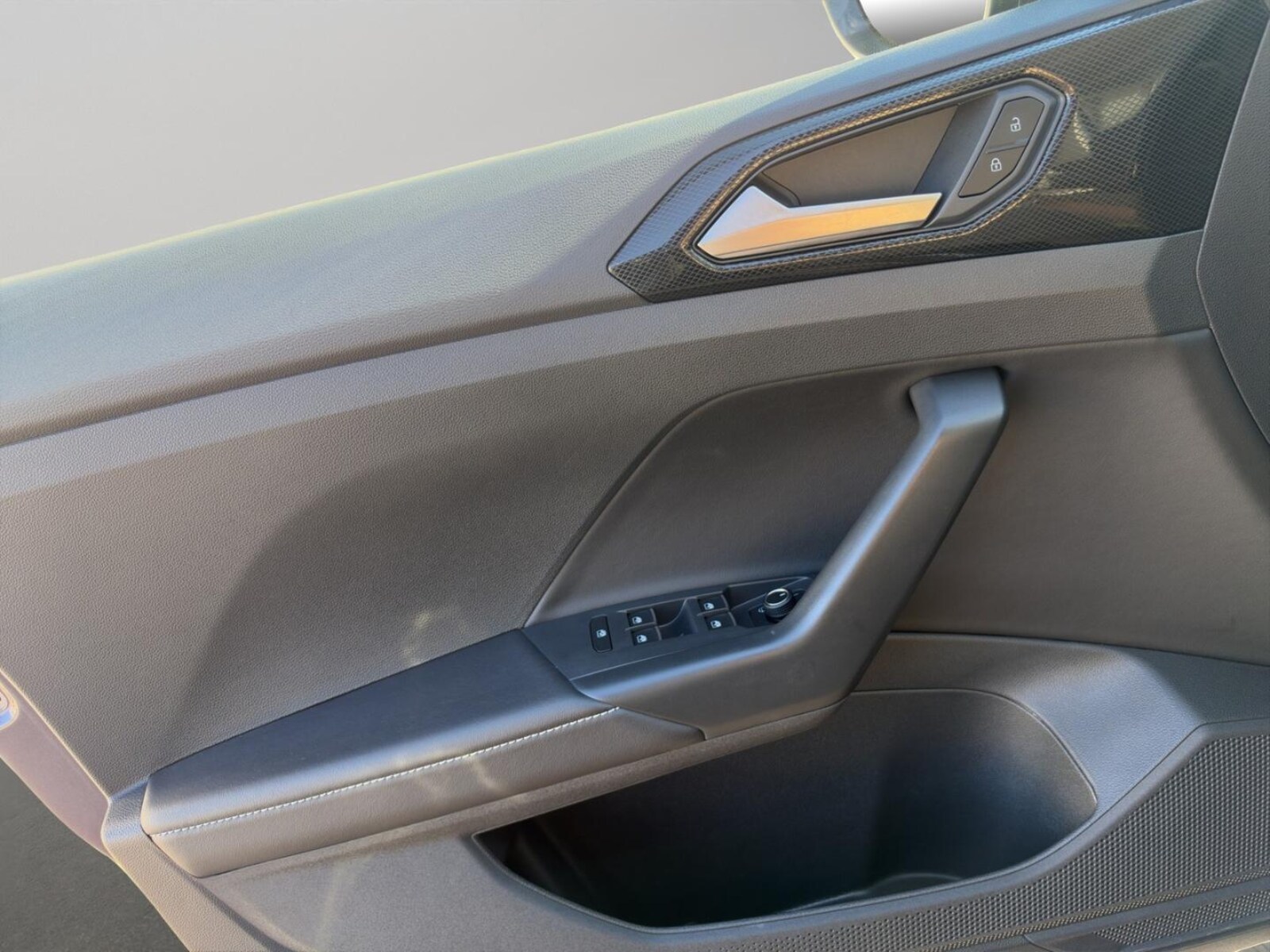 Volkswagen T-Cross – Bild 12
