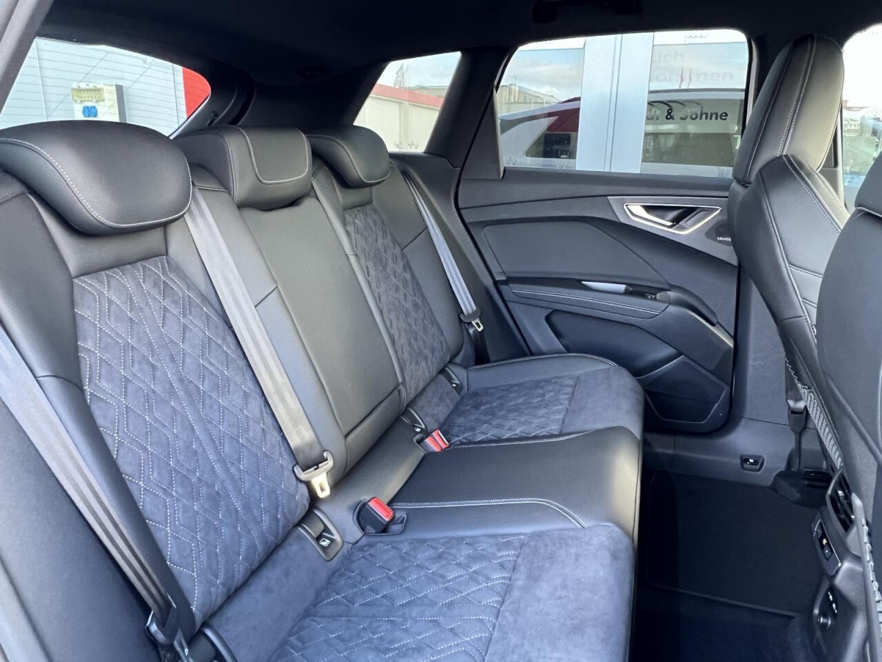 Image about Audi Q4 e-tron 55 e-tron quattro