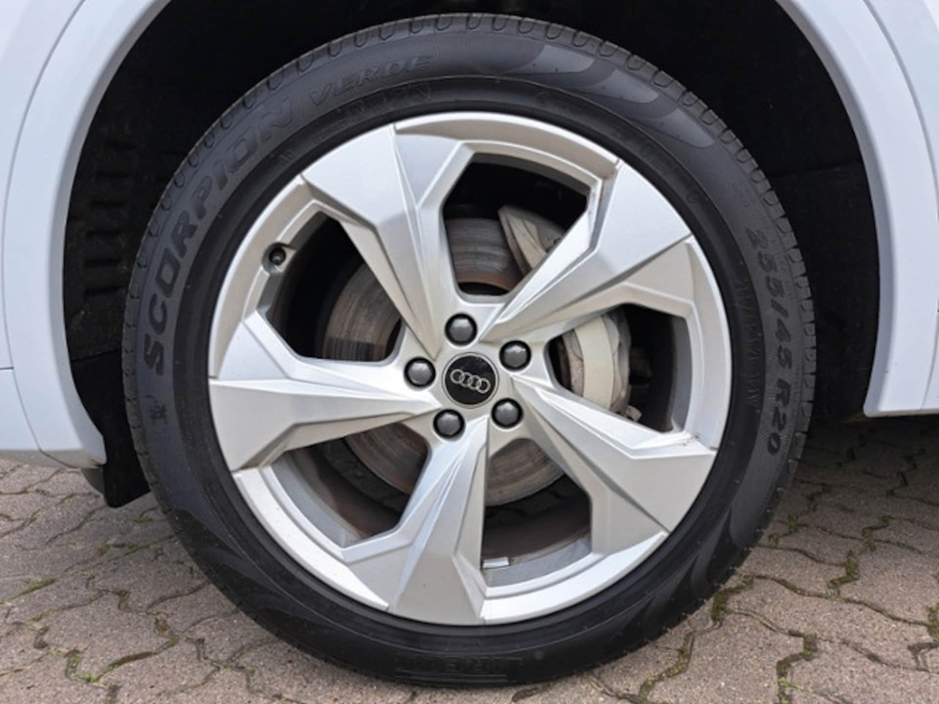 Audi Q5 SUV S line