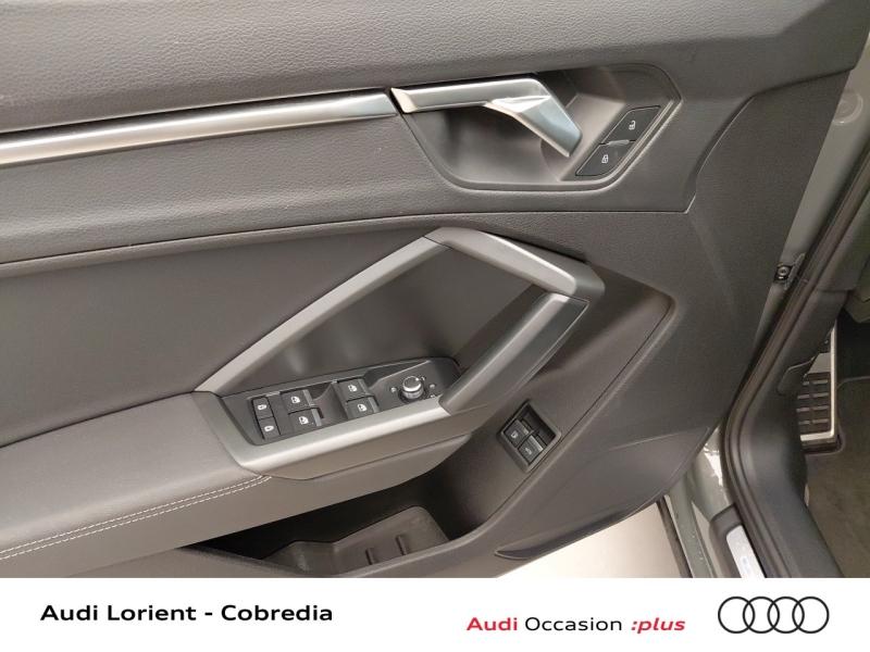 Image about Audi Q3 Sportback TFSI e S line 45 TFSI e 180 kW (245 ch) S tronic