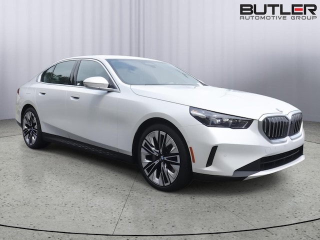 2026 BMW 530i