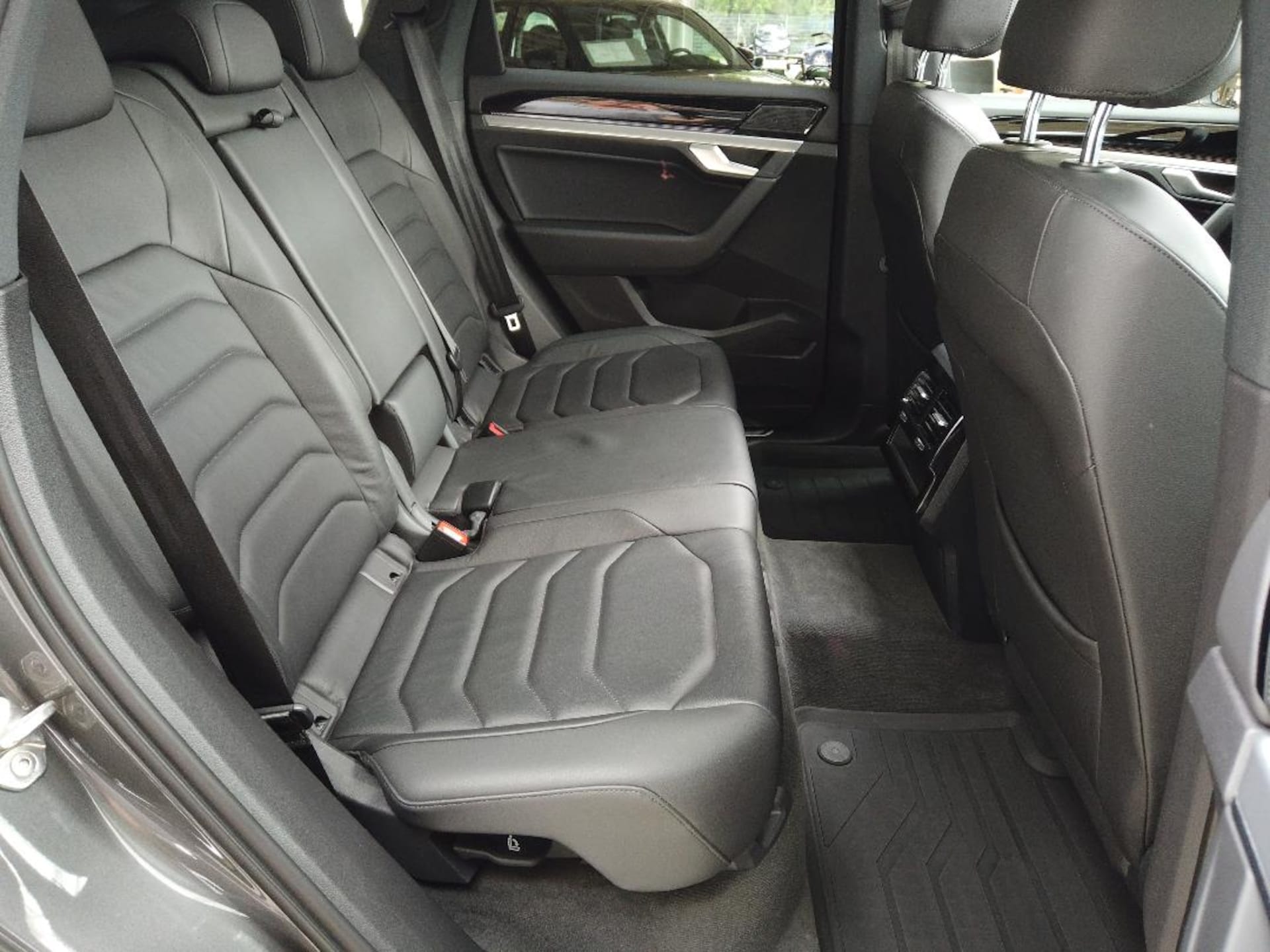 Volkswagen Touareg Elegance