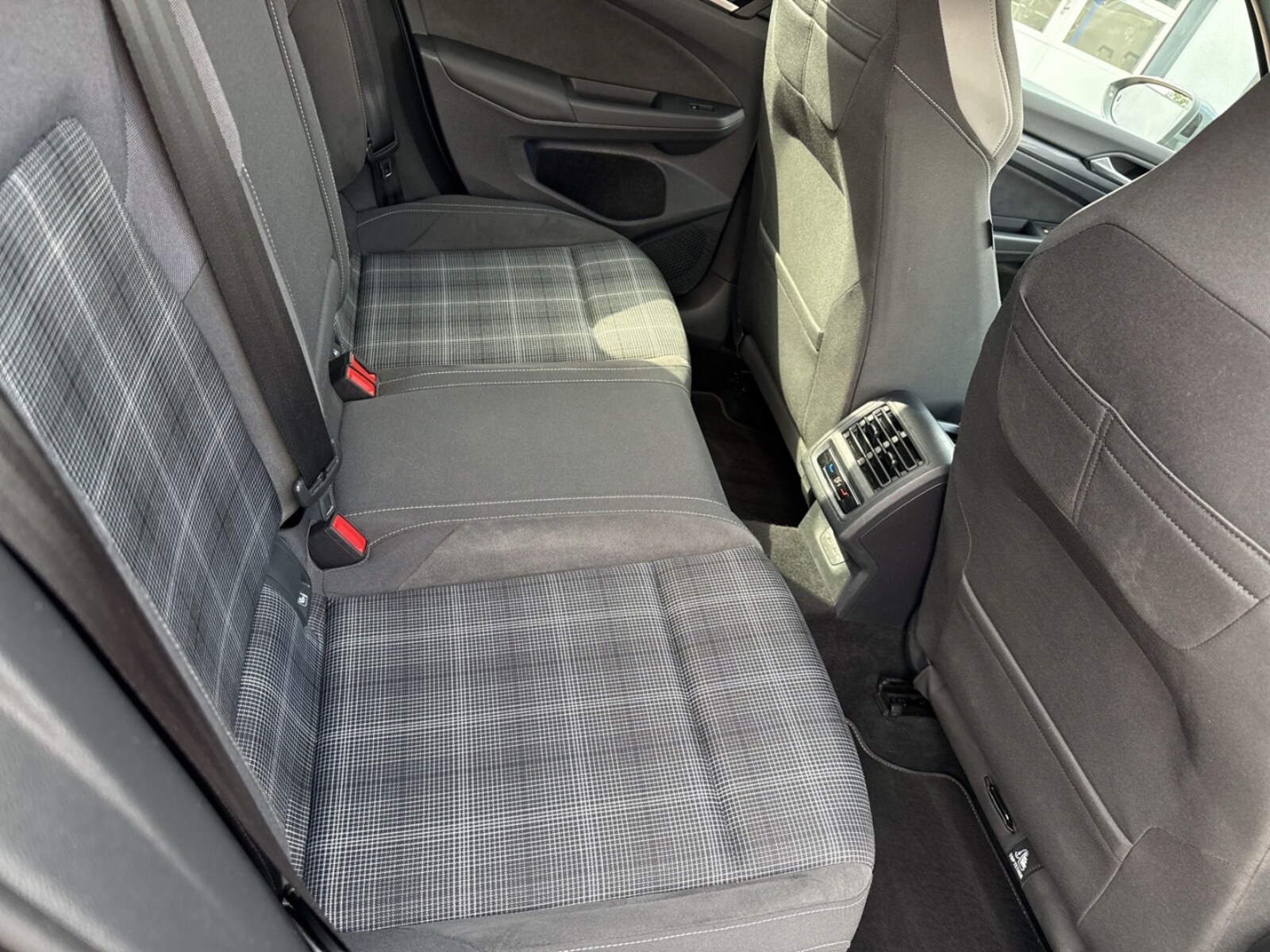 Volkswagen Golf – Bild 11