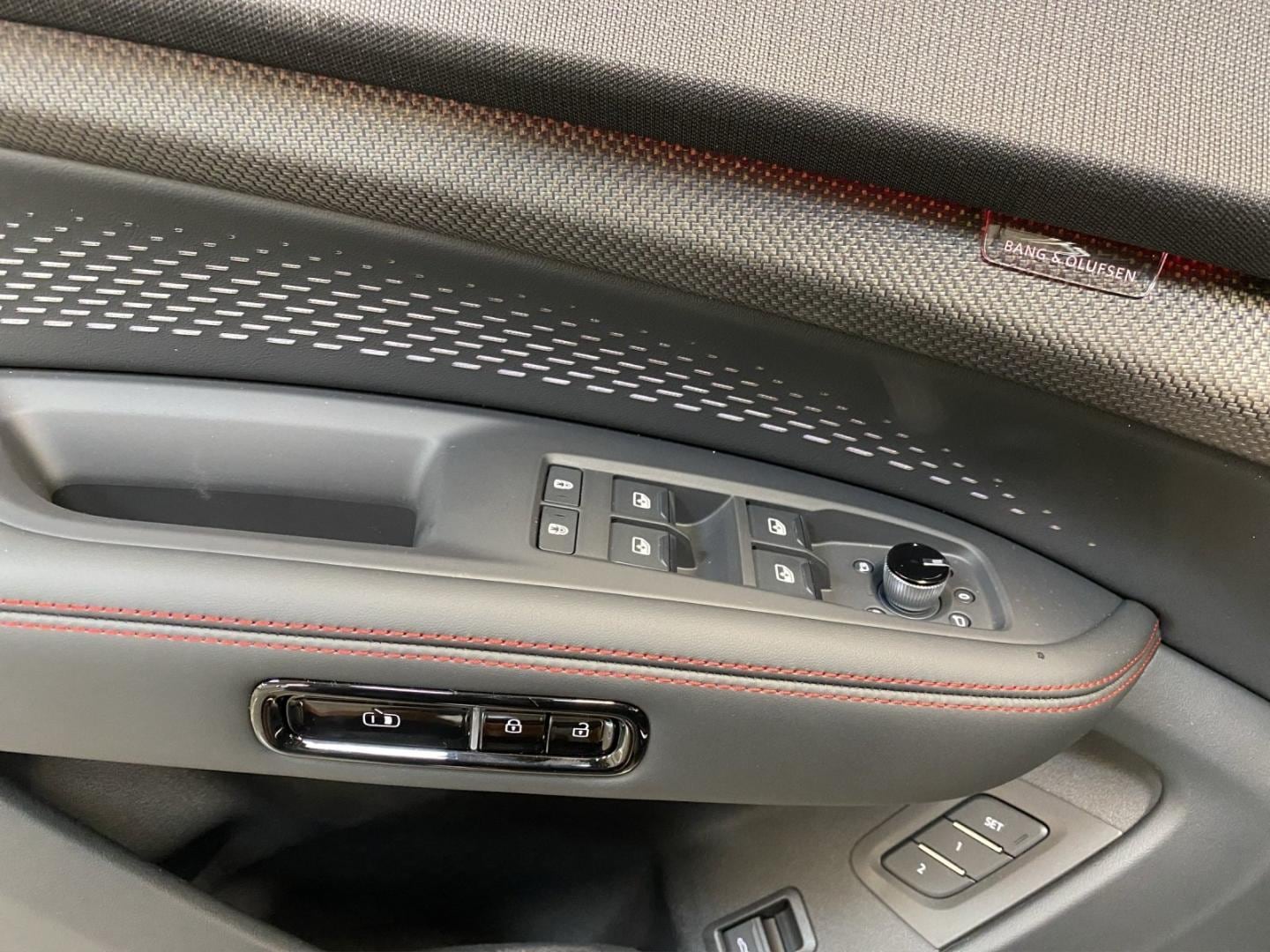 Bild über Audi Q7 SUV TDI quattro 220 kW tiptronic - für weitere Informationen kontaktieren Sie den Audi Partner