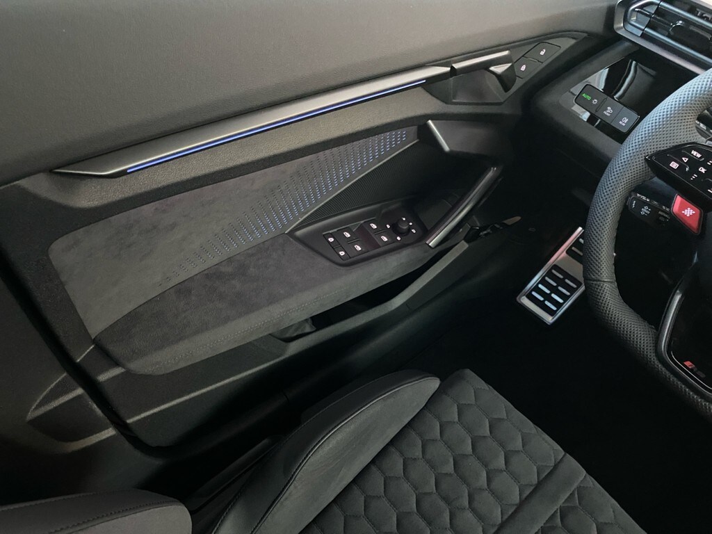 Image about Audi RS 3 Sportback TFSI quattro S tronic