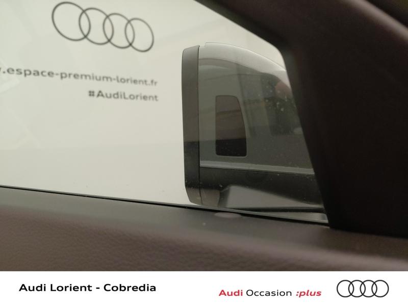 Image about Audi Q3 Sportback TFSI e S line 45 TFSI e 180 kW (245 ch) S tronic