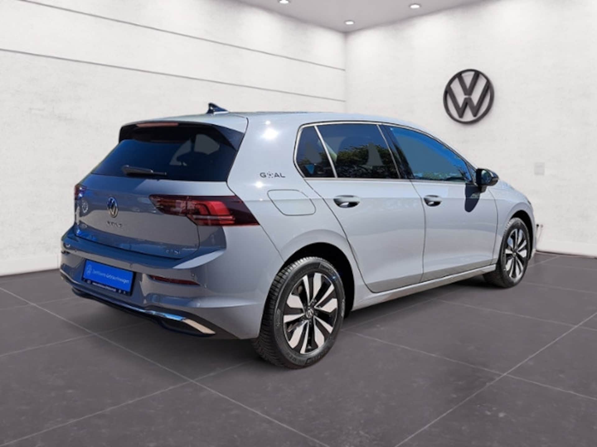 Volkswagen Golf Life