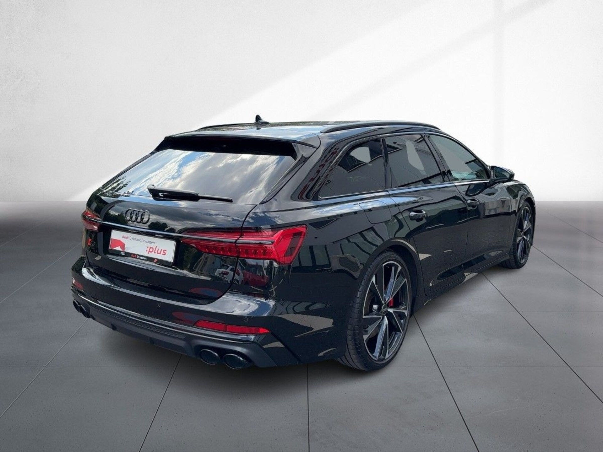 Audi S6 Avant