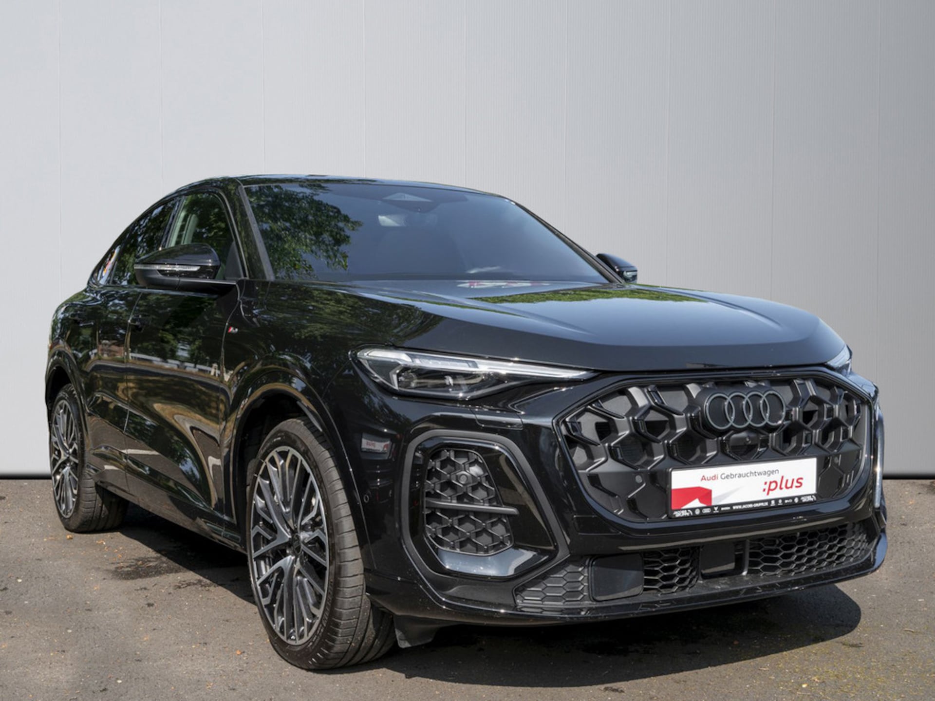 Audi Q5 Sportback edition one
