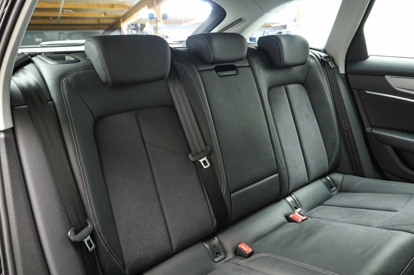 Bild über Audi S6 Avant TDI quattro tiptronic - für weitere Informationen kontaktieren Sie den Audi Partner