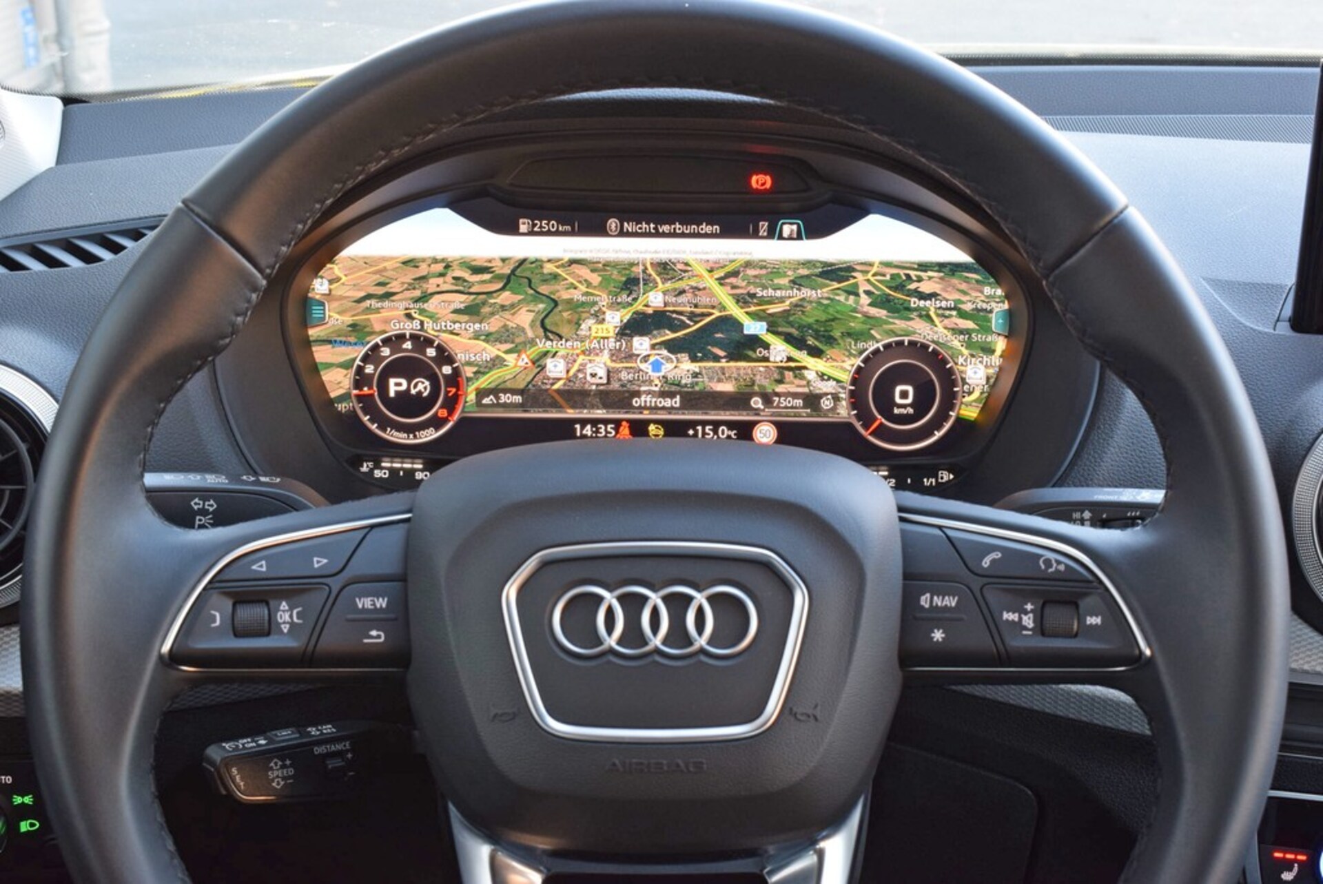 Audi Q2 S line