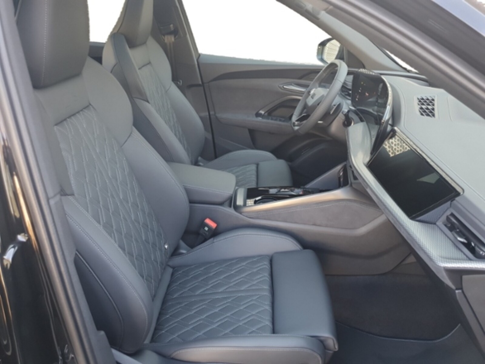 Audi SQ5 – Bild 15