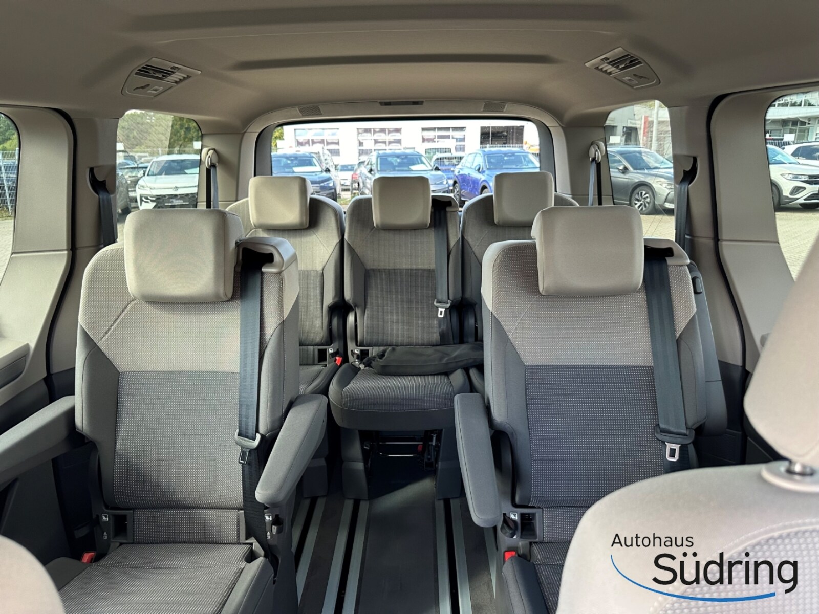 Volkswagen Multivan Langversion – Bild 13