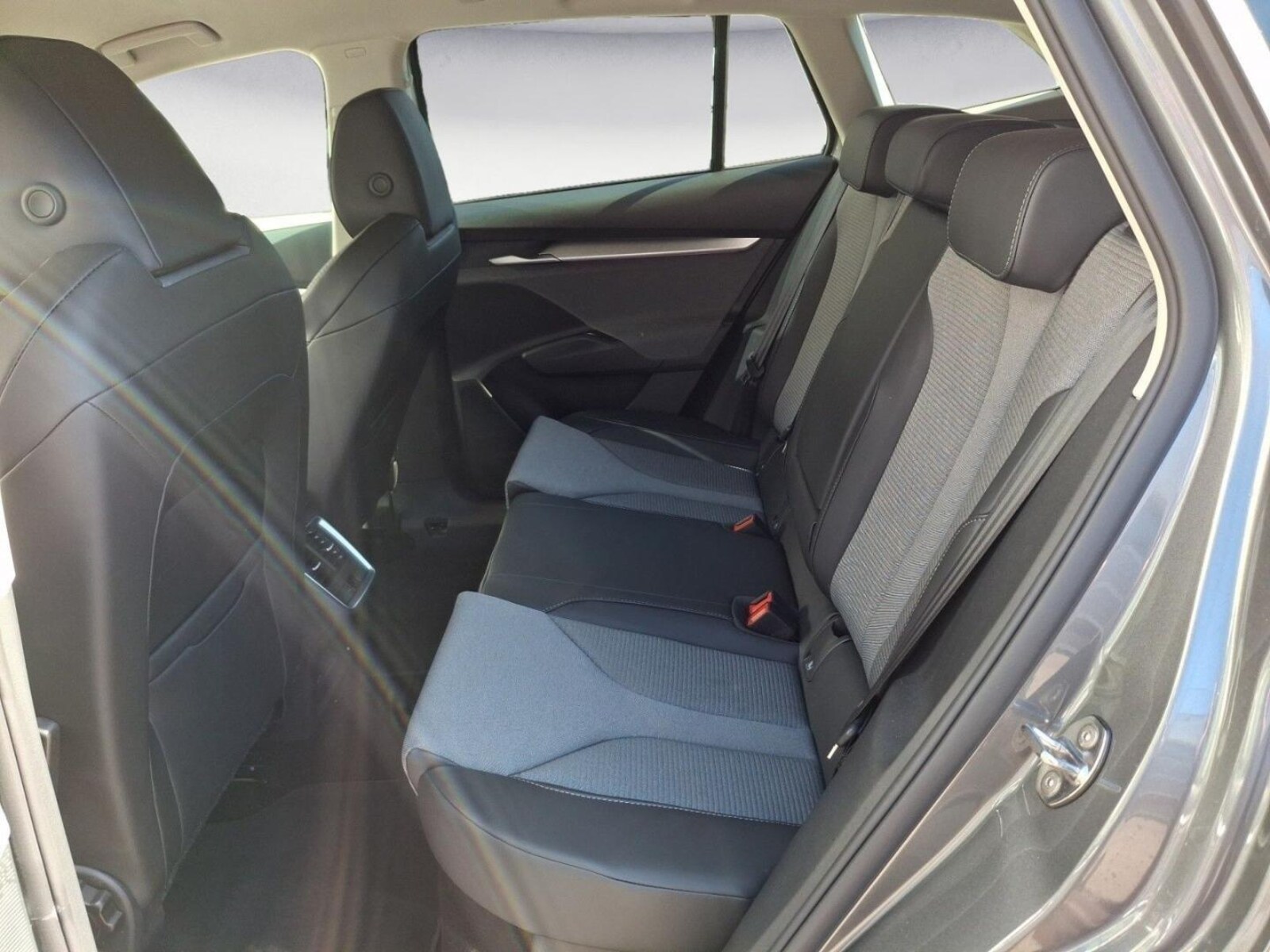 Škoda Enyaq – Bild 14
