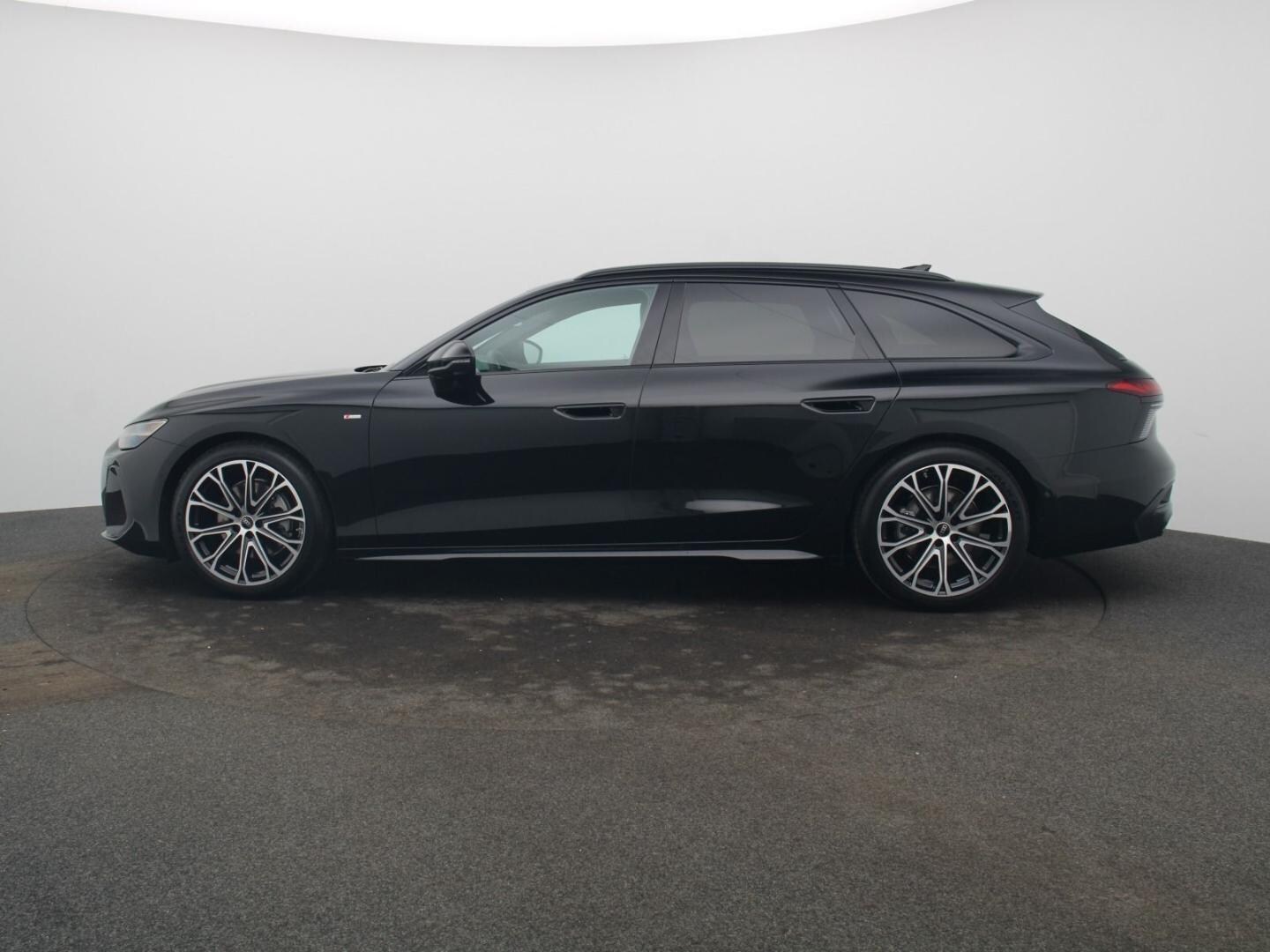 Bild über Audi A6 Avant TDI 150 kW S tronic - für weitere Informationen kontaktieren Sie den Audi Partner