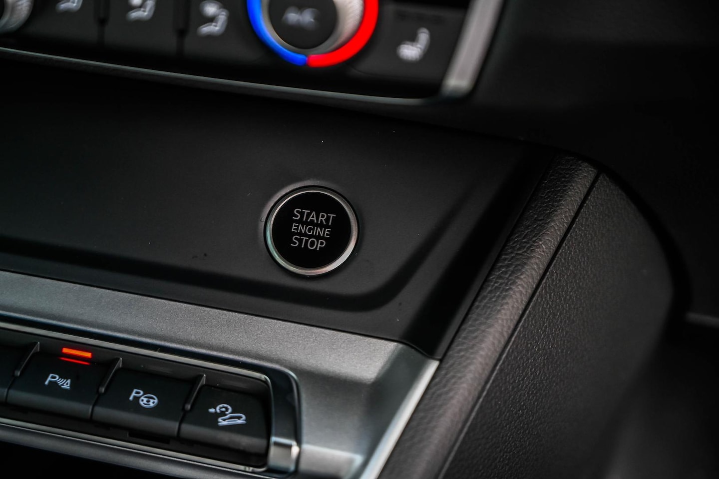 Image about Audi Q3 40 TFSI quattro S tronic