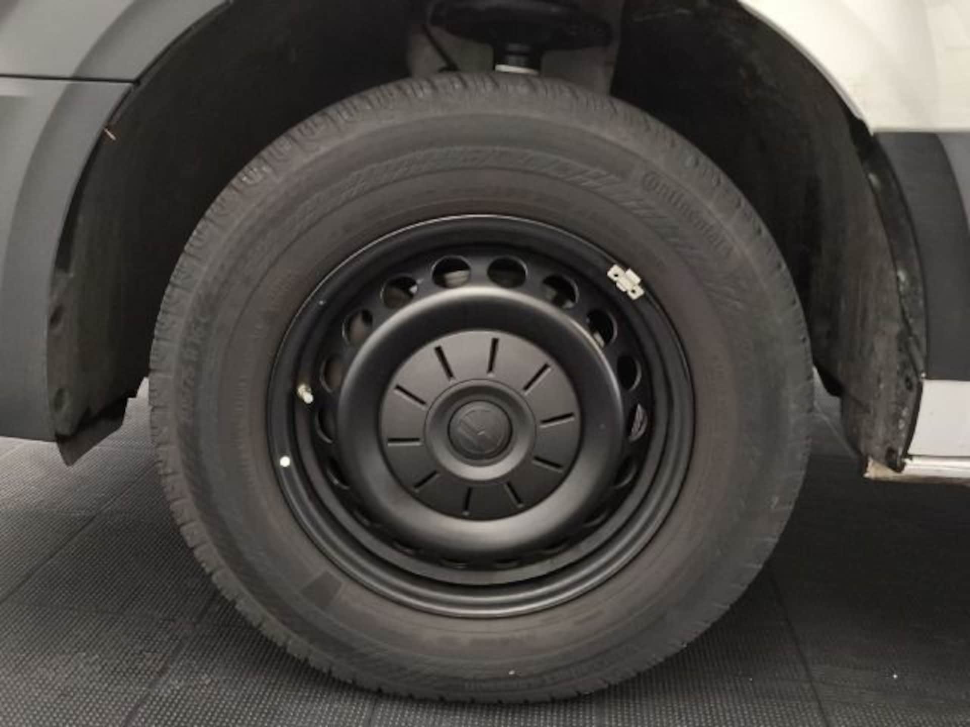 Volkswagen Crafter Kasten langer Radstand