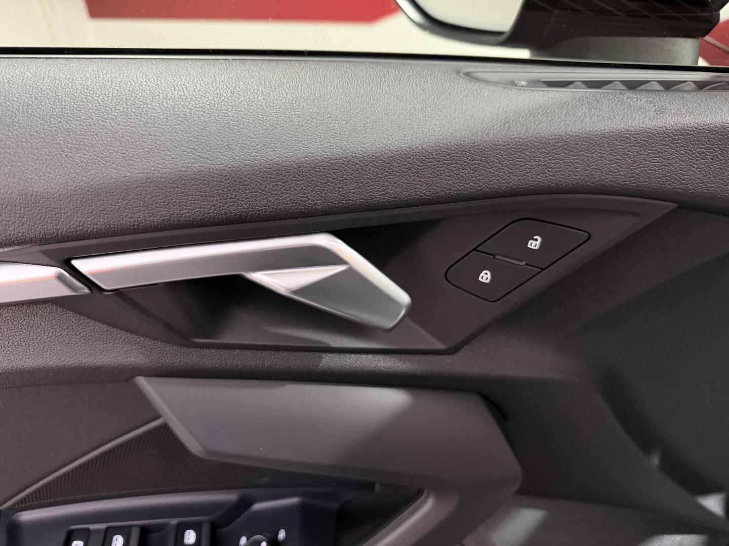 Image about Audi A3 Sportback TFSI e S line 40 TFSI e 150 kW (204 ch) S tronic