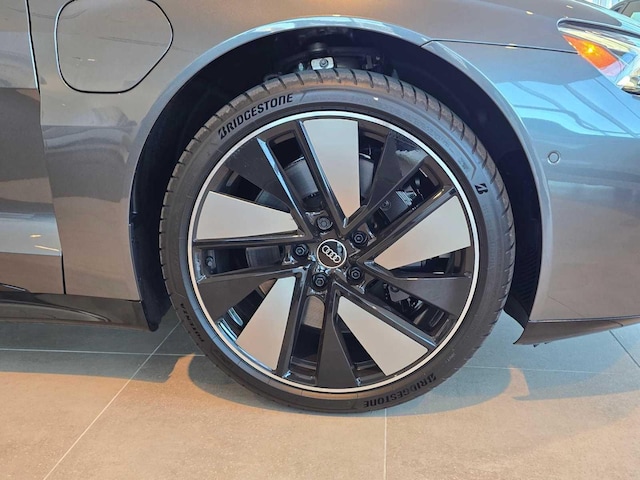 2026 Audi S e-tron GT Premium Plus - Photo 9