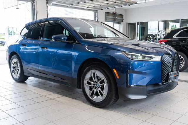 2022 BMW iX xDrive50's photo