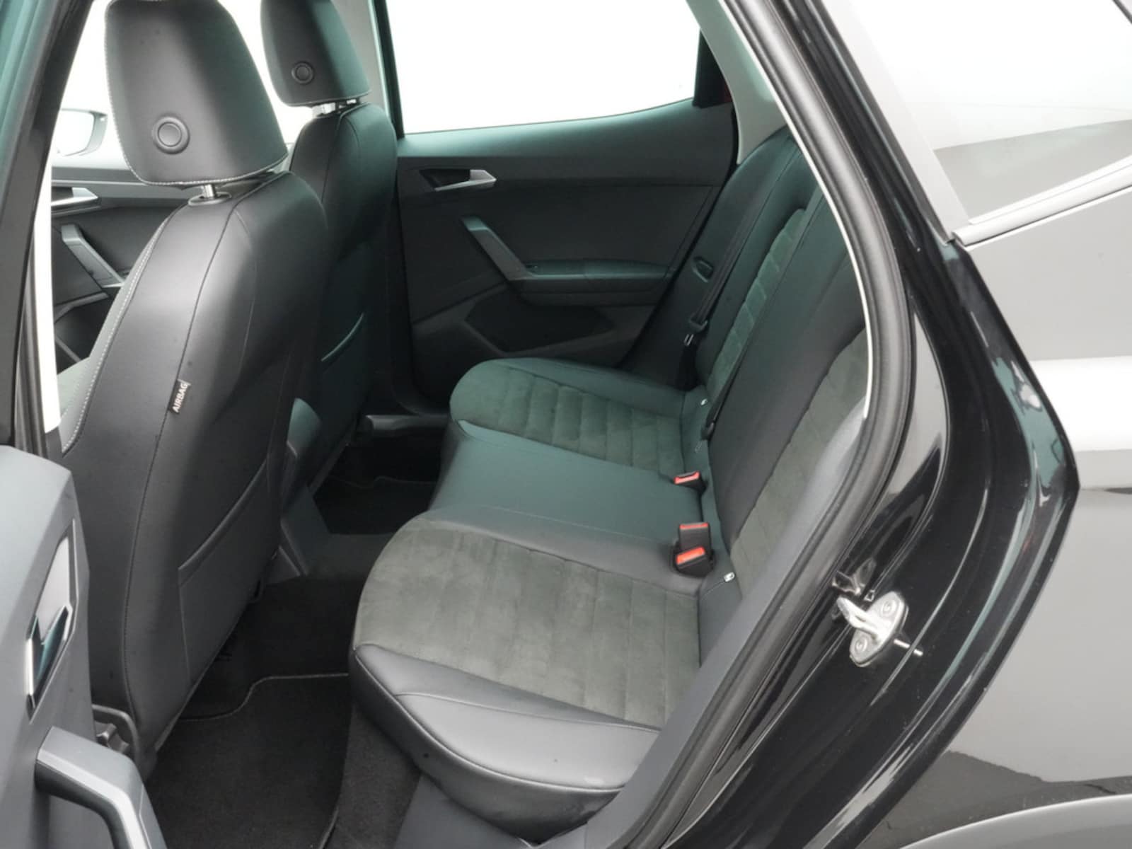 SEAT Arona – Bild 12