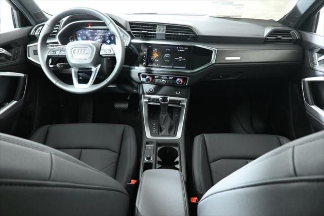 2025 Audi Q3 S Line Premium - Photo 4