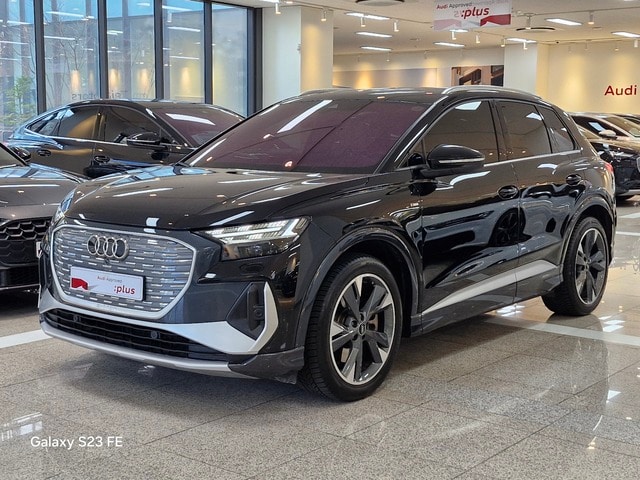 Audi Q4 e-tron 40 Premium 150, 00 kW 2