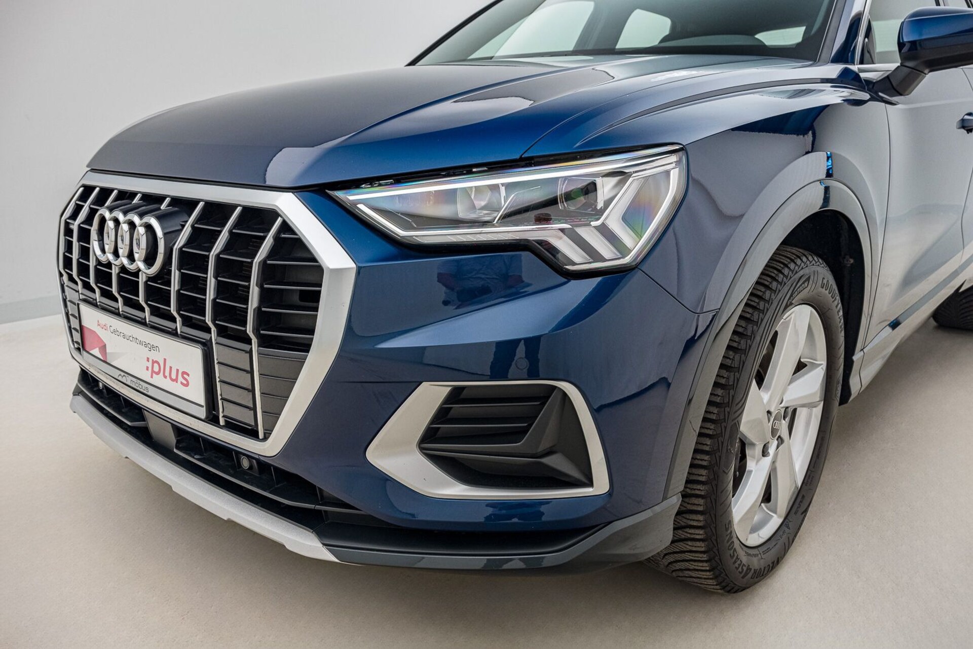 Audi Q3 SUV advanced