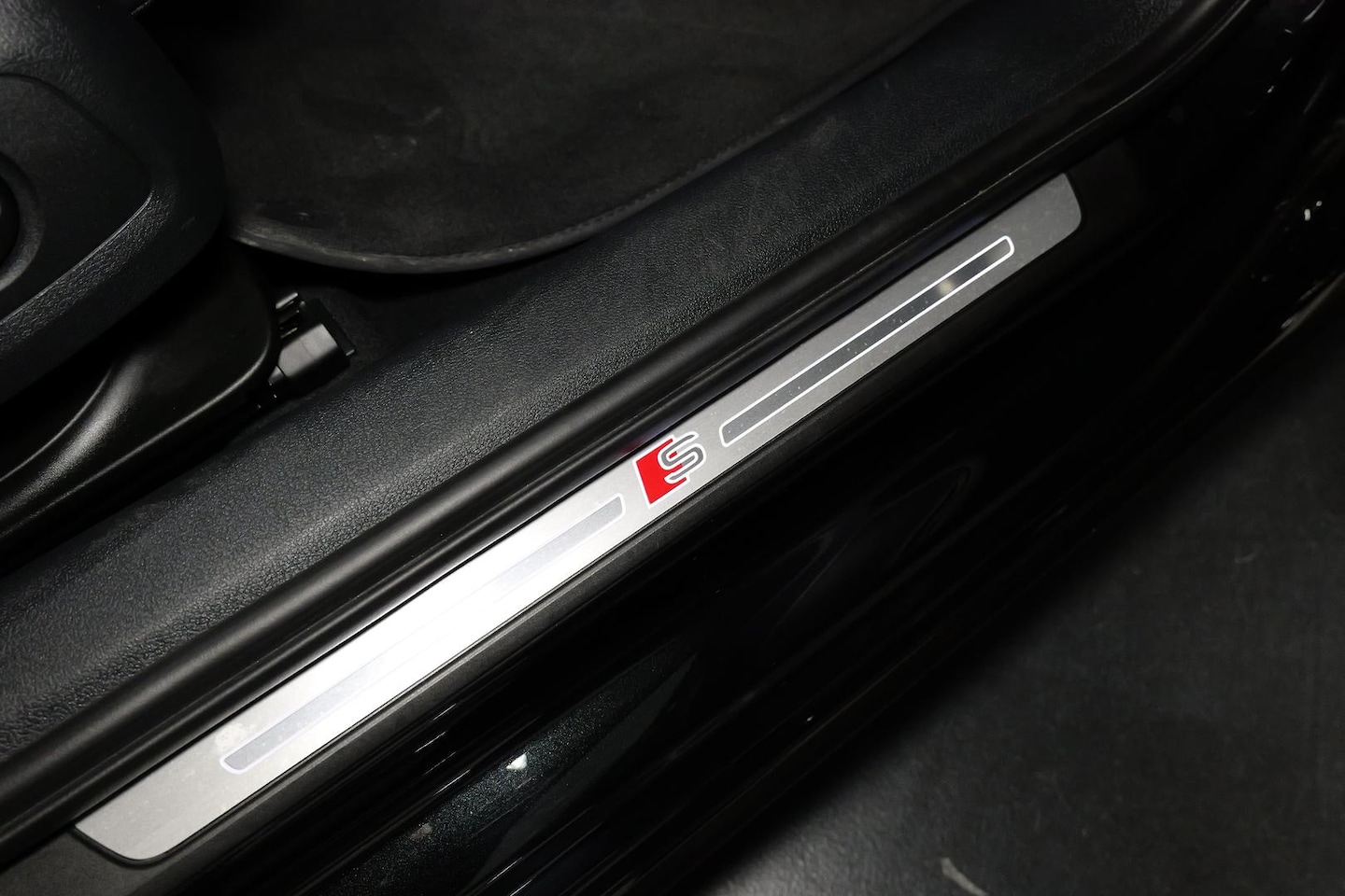 Image about Audi A4 Sedan S line 35 TFSI S tronic