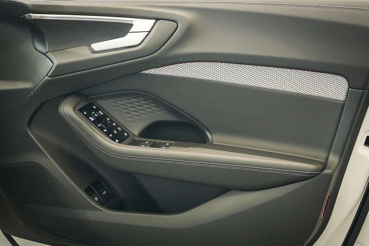 Image about Audi A5 Sedan TFSI e e-hybrid quattro 270 kW S tronic