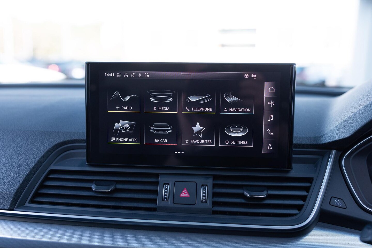 Image about Audi Q5 Sport 40 TDI quattro S tronic