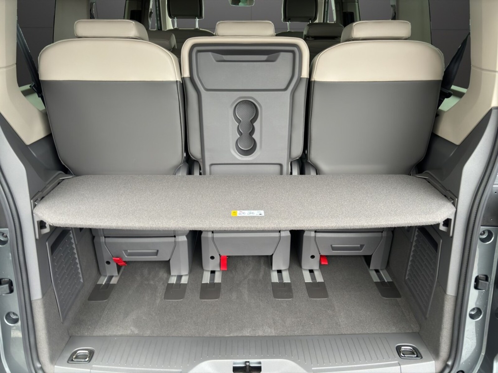 Volkswagen Multivan – Bild 16
