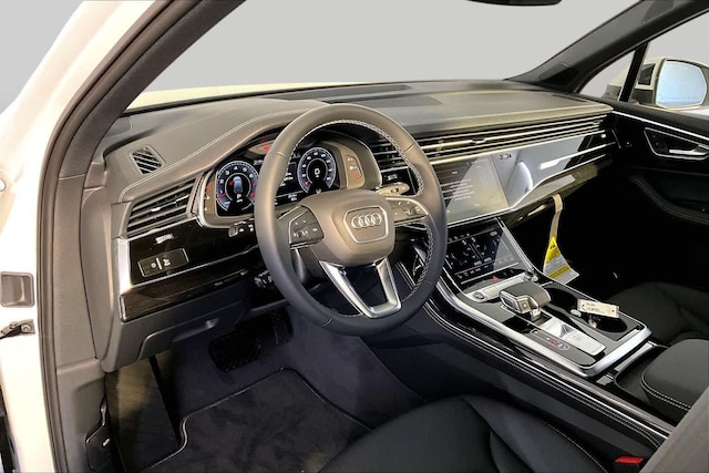 2026 Audi Q7 S Line Premium Plus - Photo 8