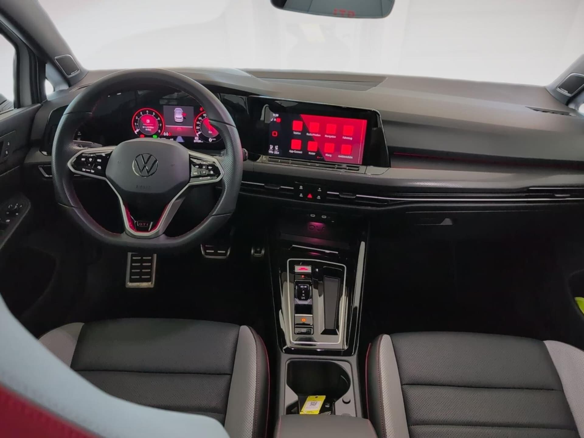 Volkswagen Golf GTI