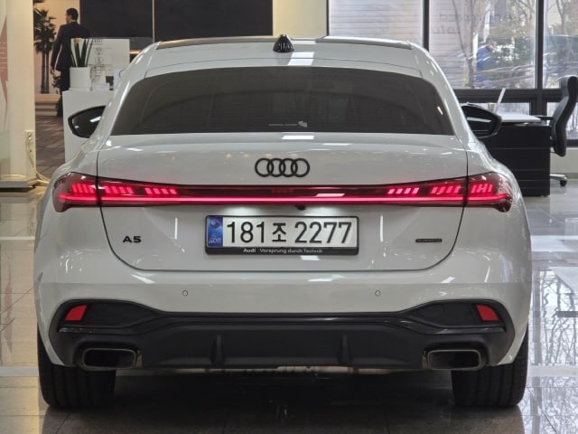 Audi A5 TFSI quattro S line Black Edition 150 kWS tronic 5