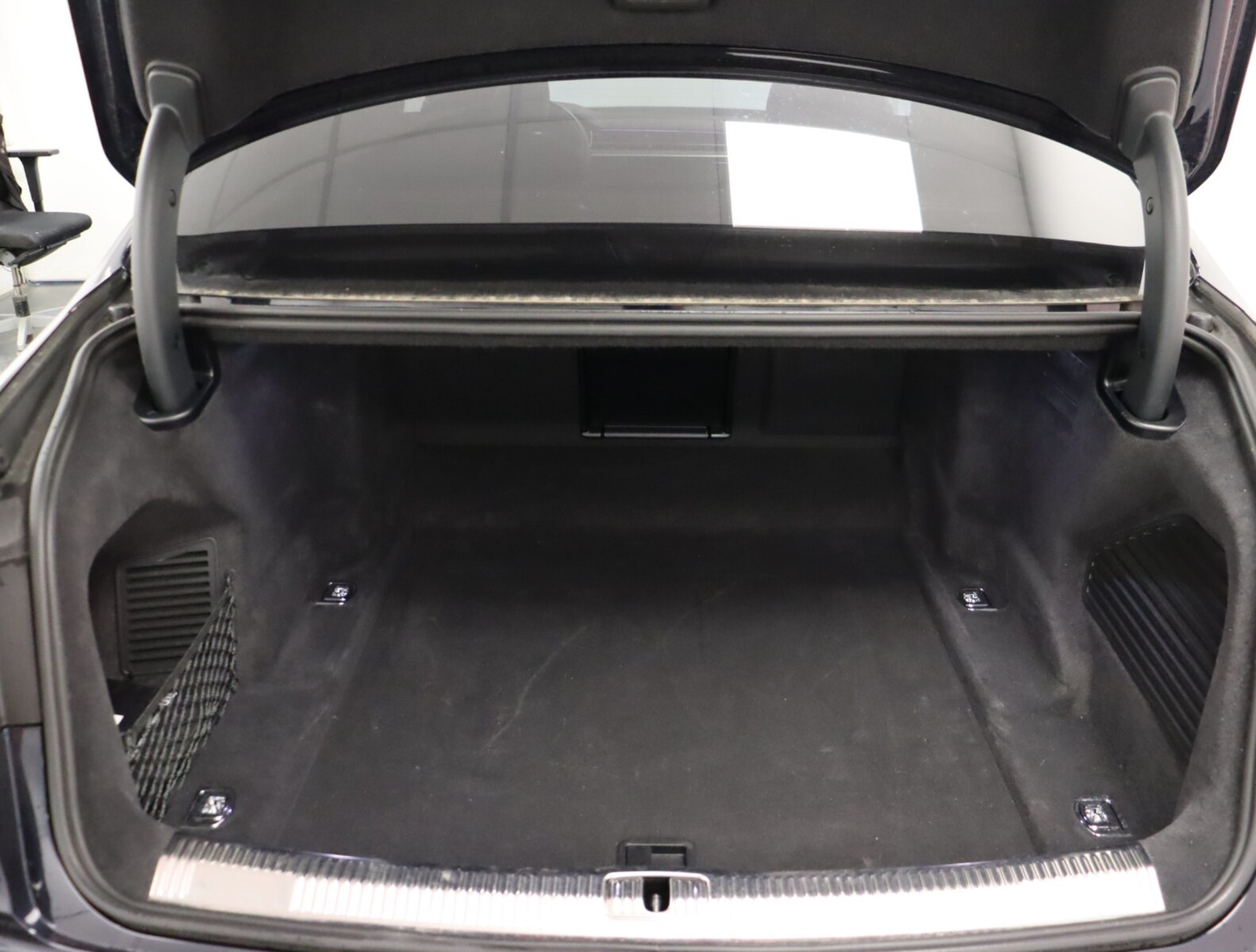 Audi A8 – Bild 18