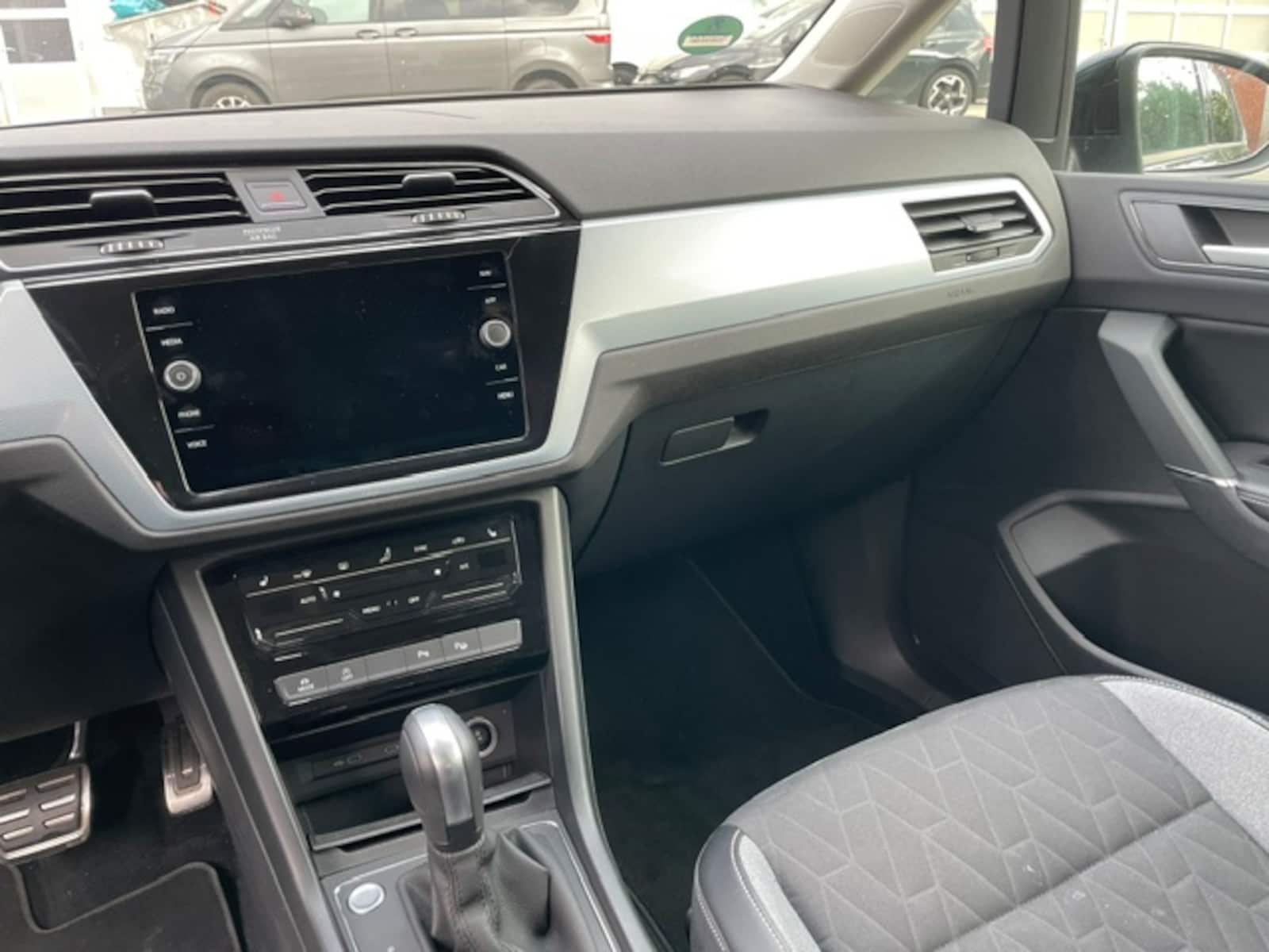 Volkswagen Touran – Bild 10