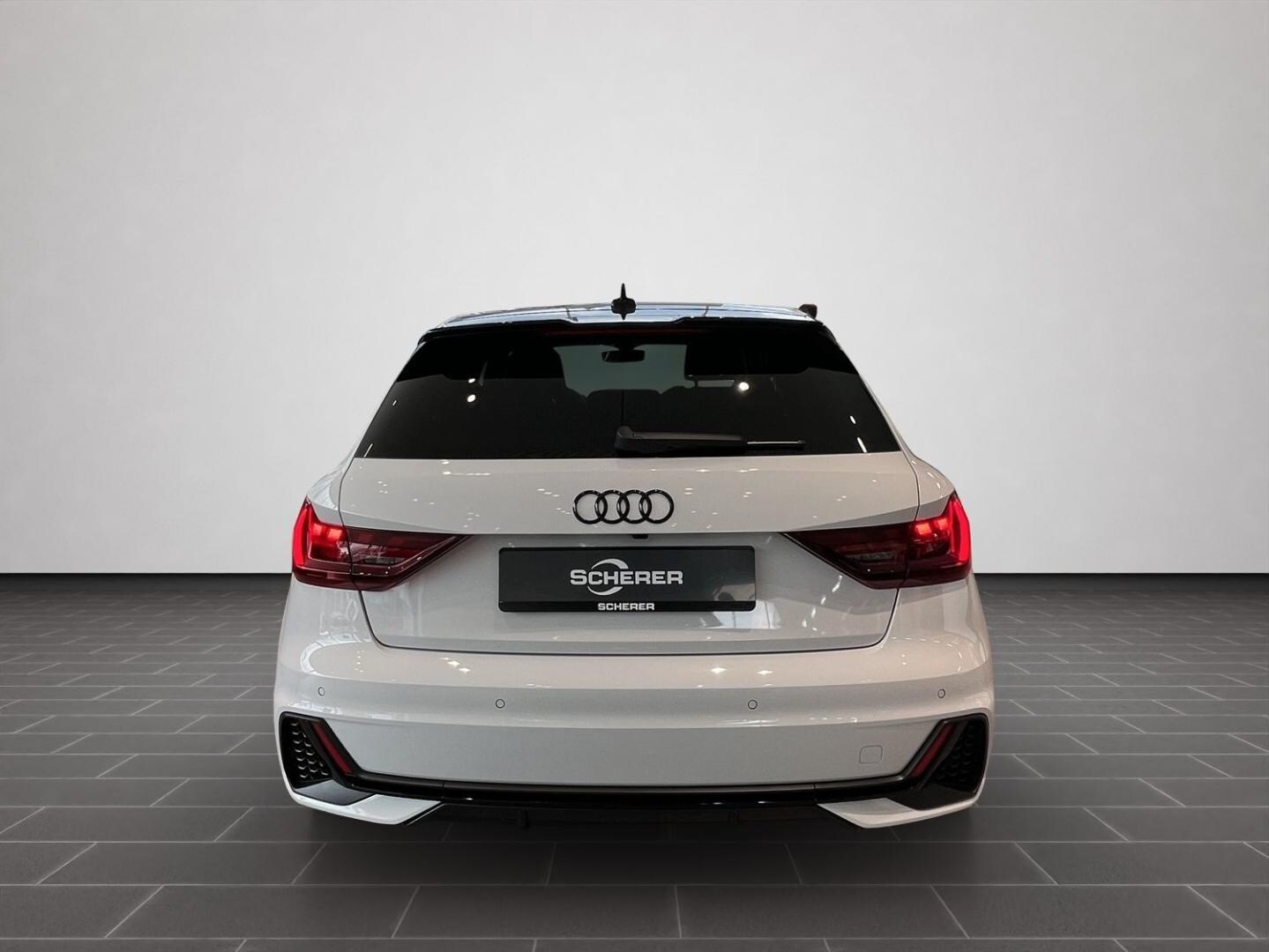 Bild über Audi A1 Sportback S line 30 TFSI S tronic - für weitere Informationen kontaktieren Sie den Audi Partner