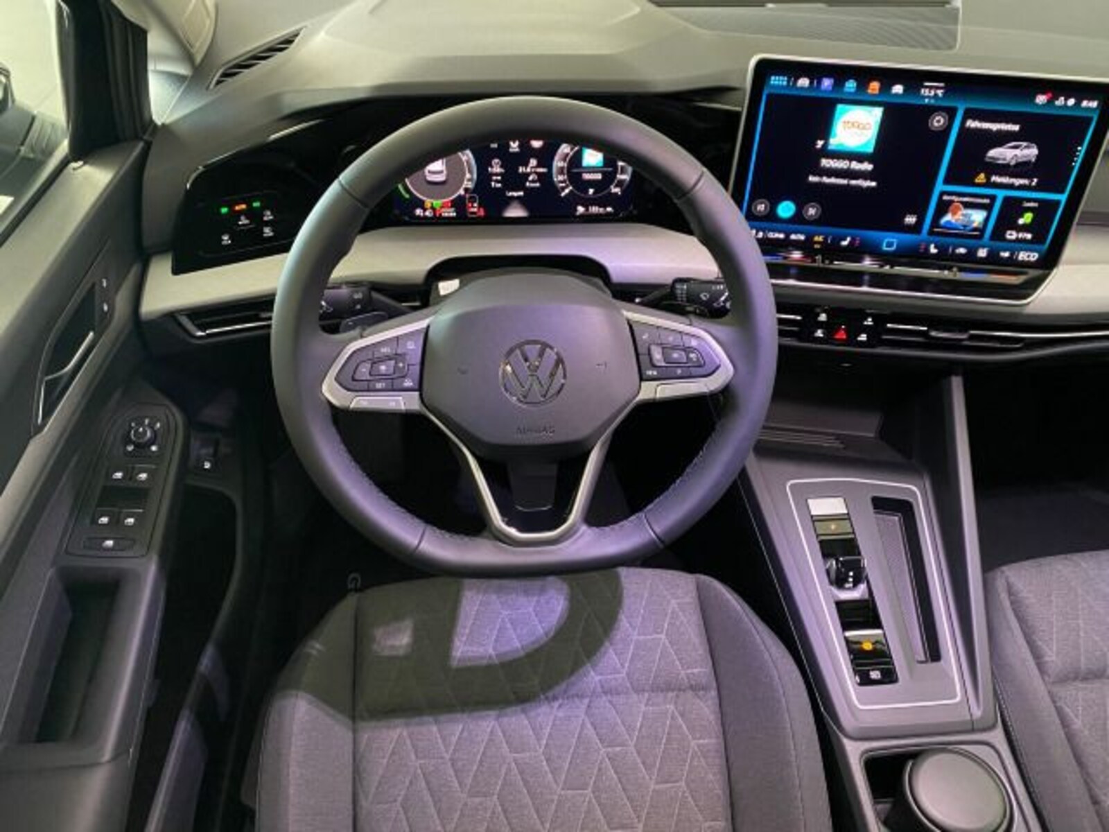 Volkswagen Golf – Bild 8