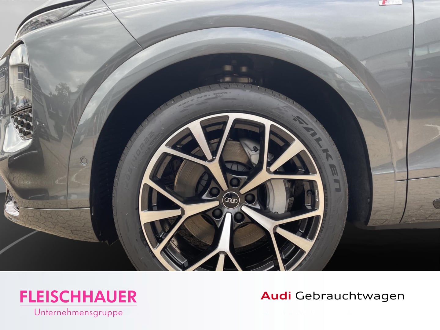 Bild über Audi Q7 SUV TDI quattro 220 kW tiptronic - für weitere Informationen kontaktieren Sie den Audi Partner