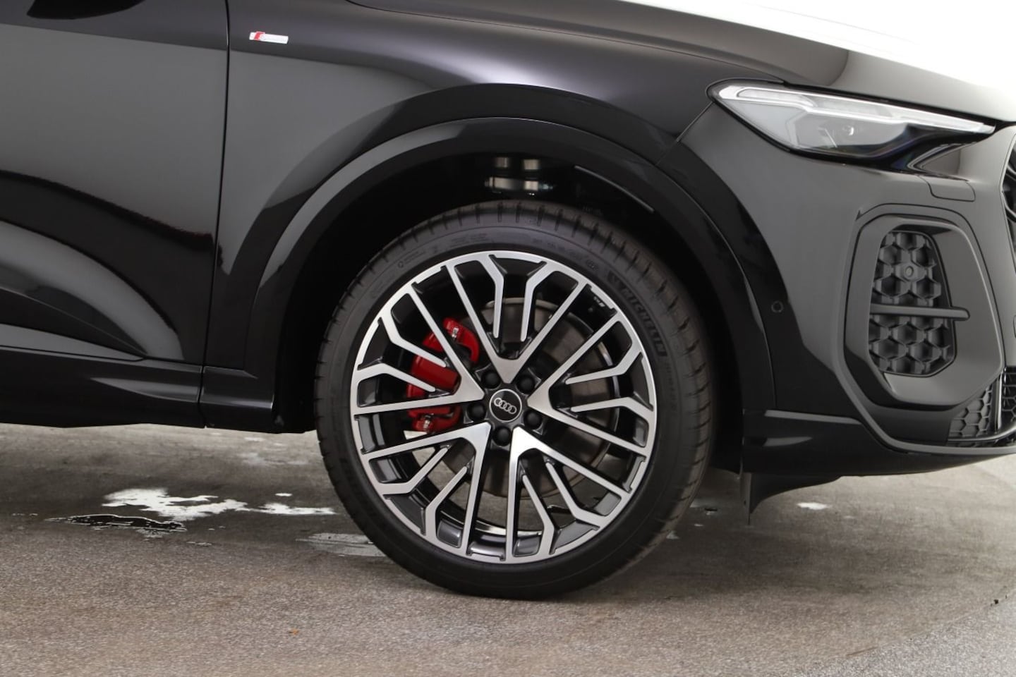 Bild über Audi Q5 SUV TDI quattro 150 kW S tronic - für weitere Informationen kontaktieren Sie den Audi Partner