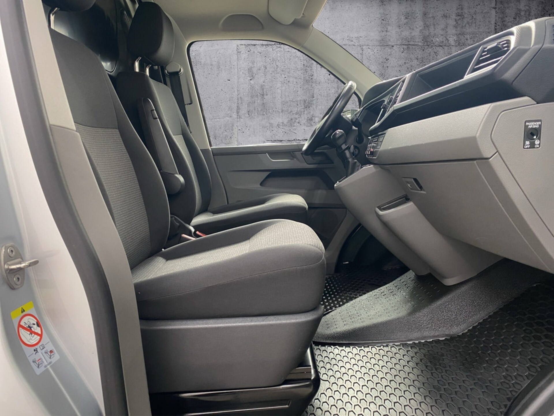 Volkswagen T6.1 Transporter Kasten kurzer Radstand