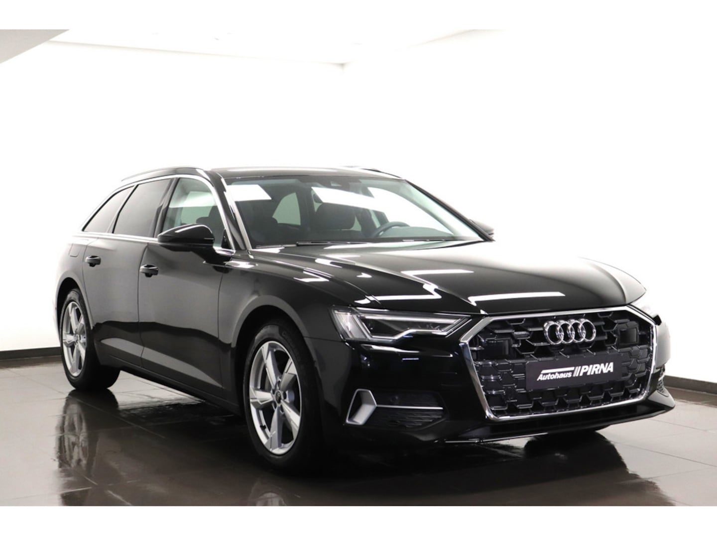 Bild über Audi A6 Avant advanced 45 TDI quattro S tronic - für weitere Informationen kontaktieren Sie den Audi Partner