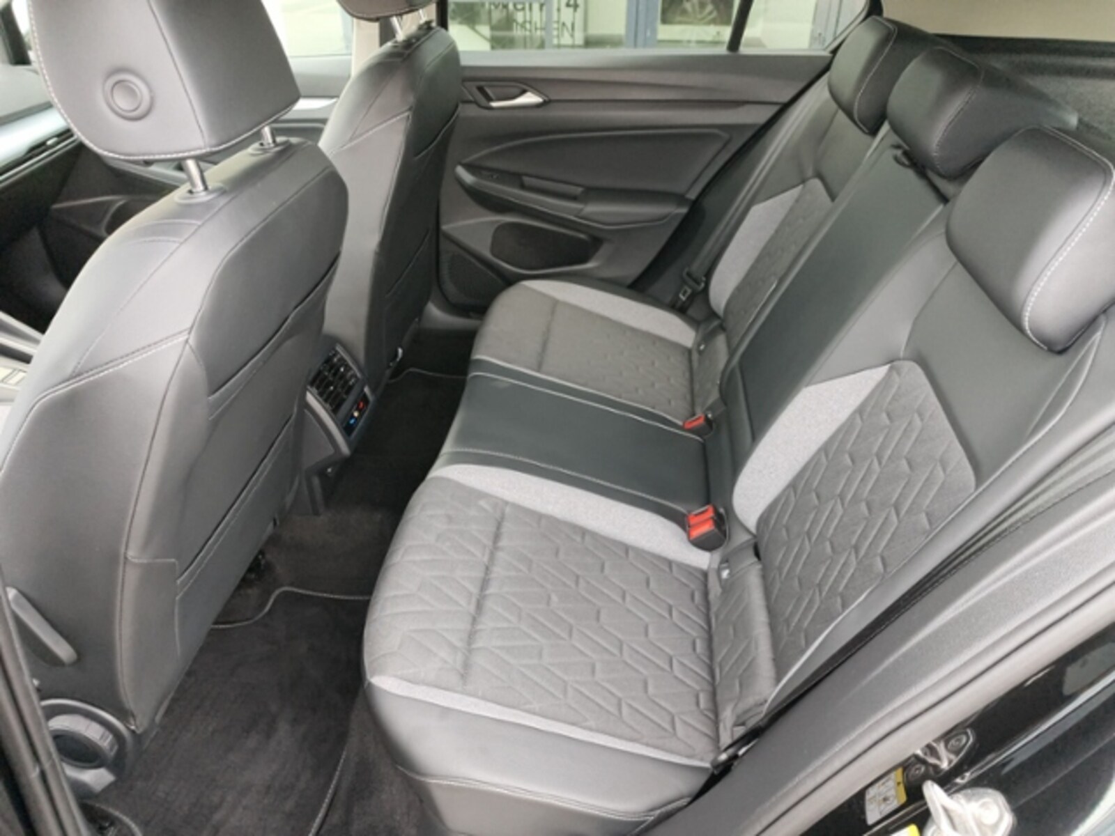 Volkswagen Golf – Bild 11