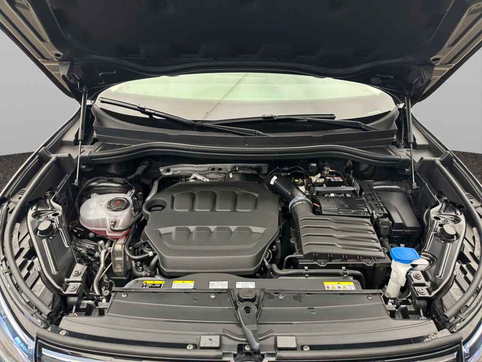 Volkswagen Tiguan – Bild 17